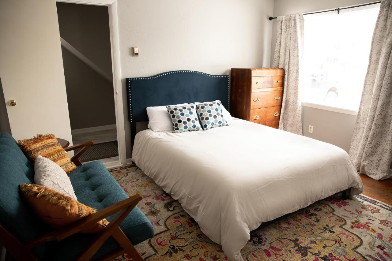 Charming French Studio Apartment Laramie Εξωτερικό φωτογραφία